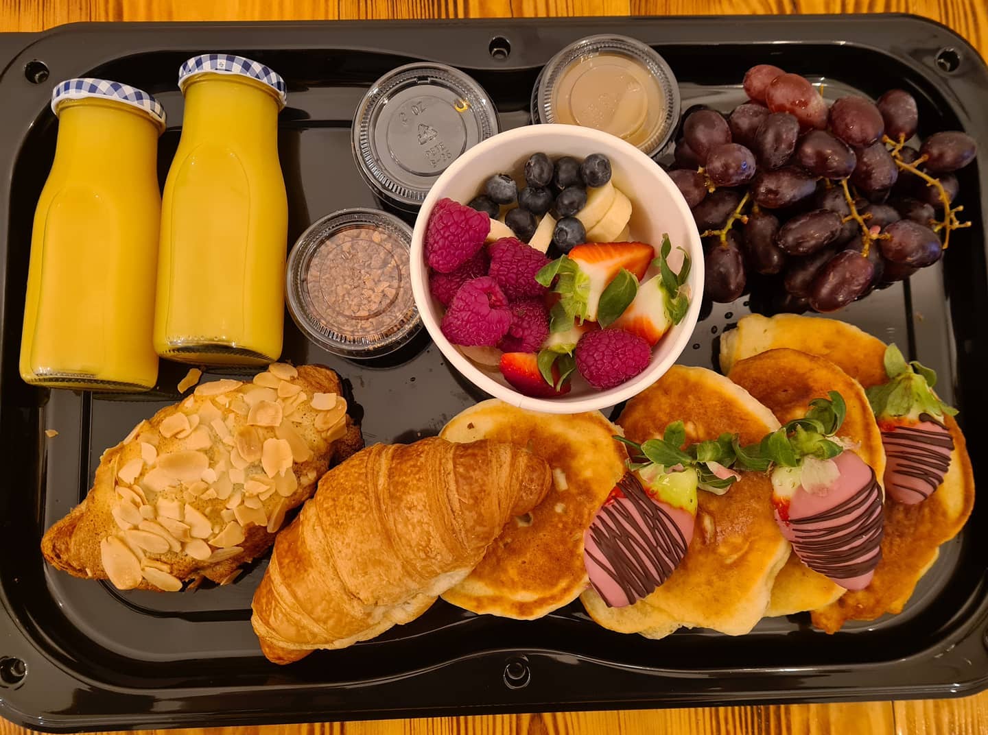 A takeaway breakfast platter